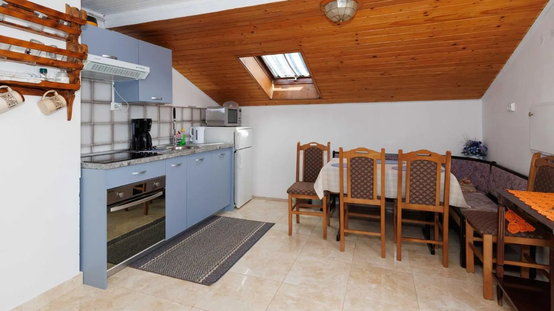 Classic And Trendy Apartment With Terrace Krk Town Croatia